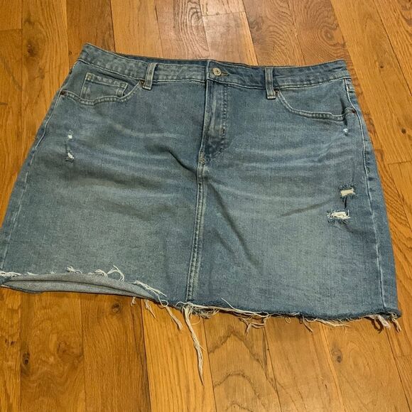 Old navy high rise denim skirt size 16 - Picture 1 of 6